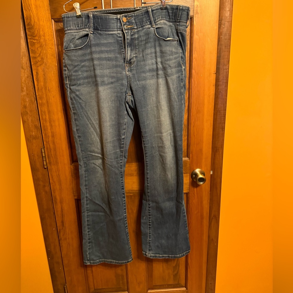 APT9 Jeans (size 14)